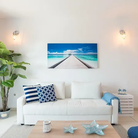 Hill With Terrace, Parking, Pool & Paddle Court Apartman Torremolinos