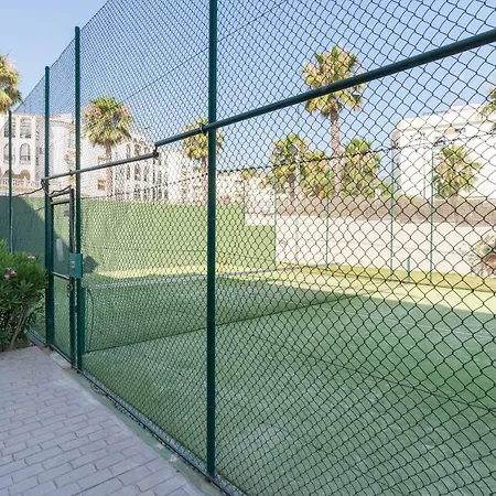 Hill With Terrace, Parking, Pool & Paddle Court Torremolinos